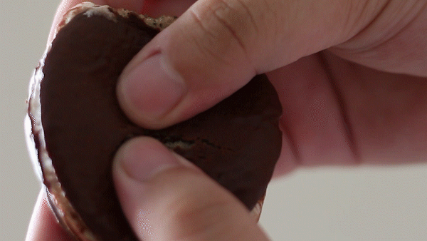 GIF of Black Sesame Chocopie after microwaving for 5 seconds