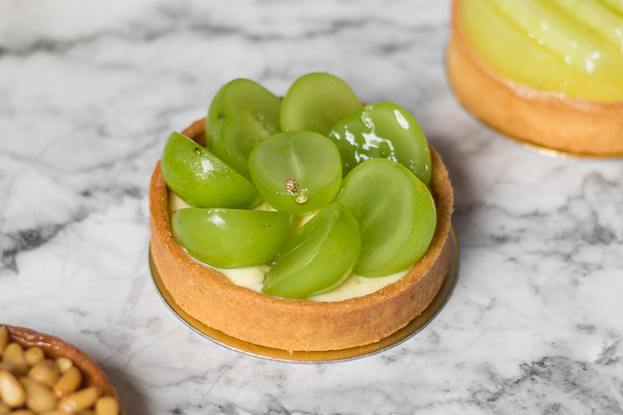 Tart topped with Shine Muscat Grapes from Korea