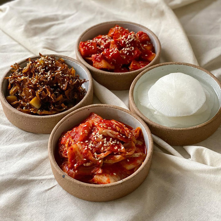 4 different types of Korean side dishes