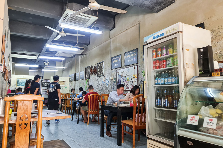 Kim's Family Korean Food Lorong Kilat Interior