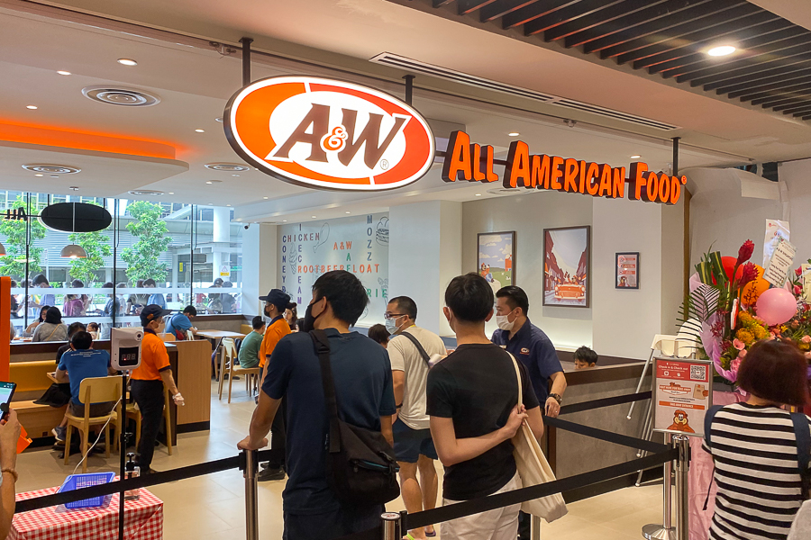 A&W at Canberra Plaza on Opening Day