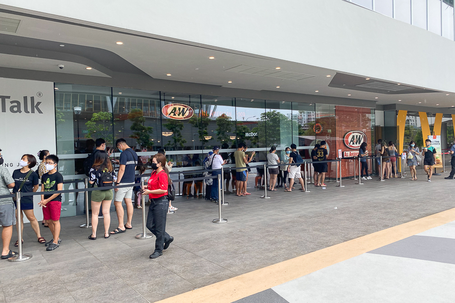 The Queue for A&W on Opening Day