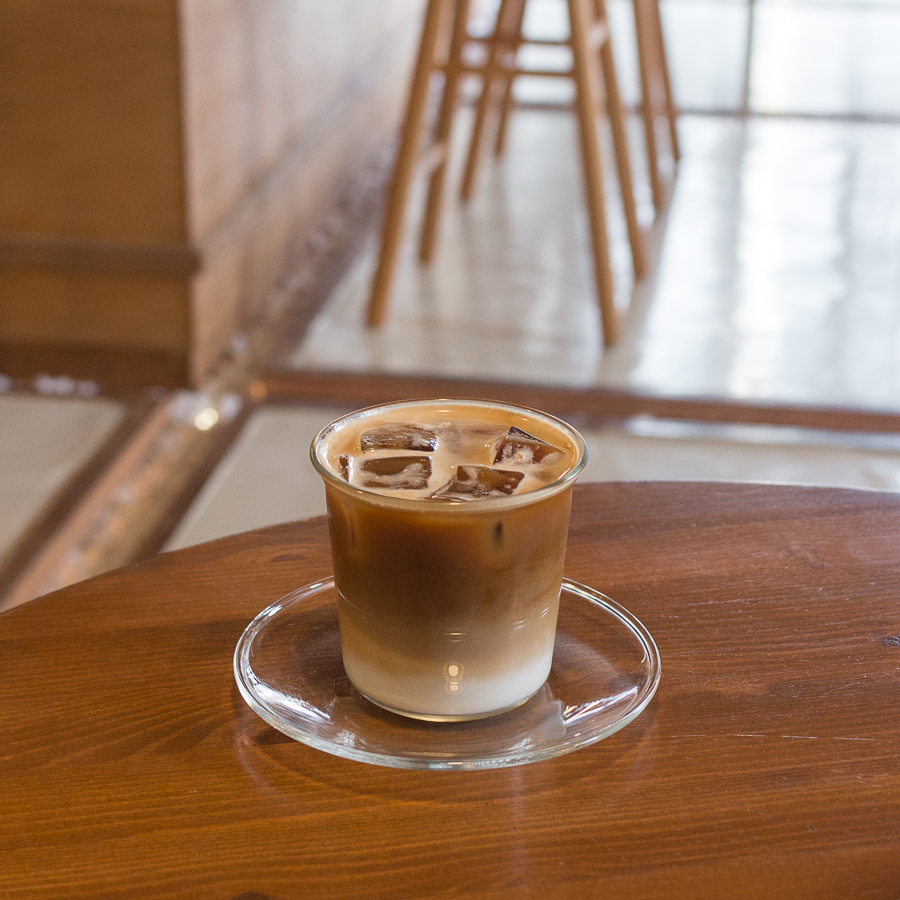 A cup of Flat White called 'Atmosphere of the Place' at Perception Seoul