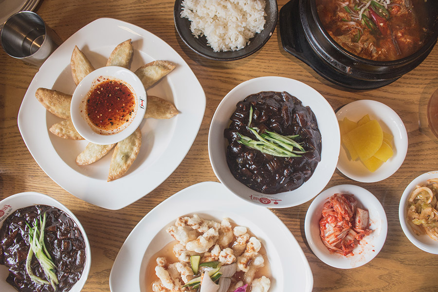 Flatlay of the food at OBBa Jjajang