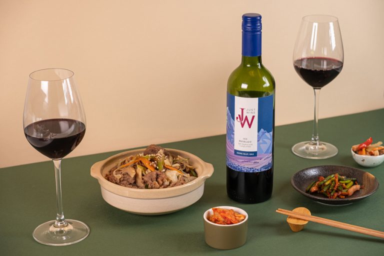 6 Wine and Korean Food Pairings That Every Korean Food Lover Needs To Try