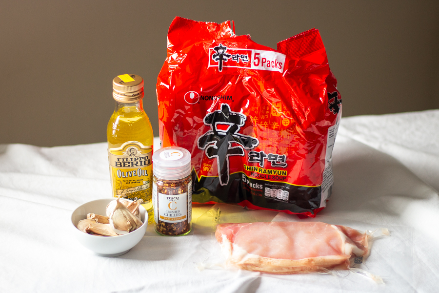 Ingredients needed for Shin Ramyun Aglio Olio