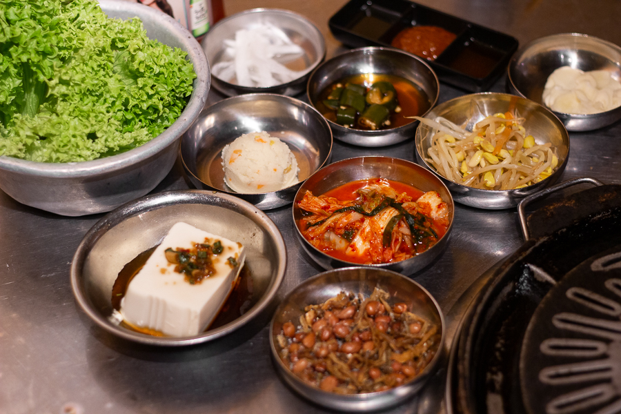 Different side dishes served at Wang Dae Bak Restaurant @ Cross St