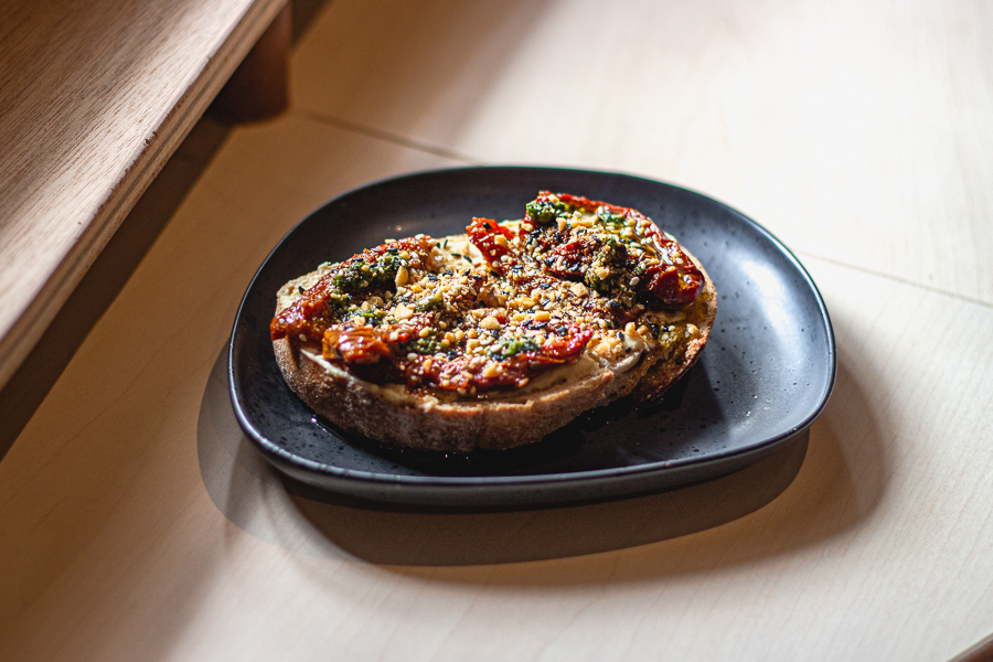 Hummus Toast with Sun-dried Tomatoes