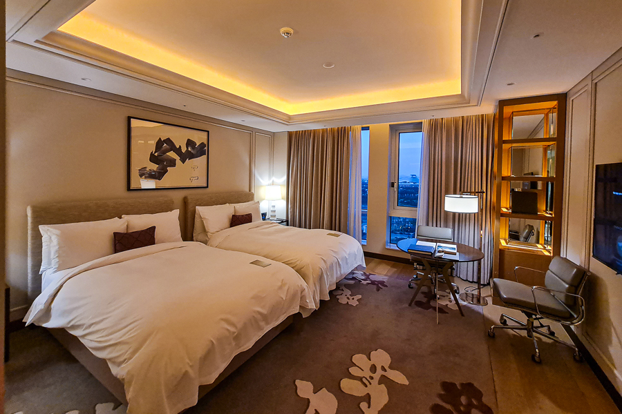 Incheon Paradise City Hotel Deluxe Room Interior