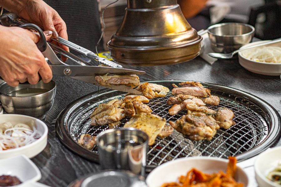 Grilling Dakgalbi over Charcoal