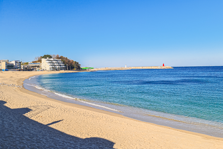 Cheonggan Beach in Goseong