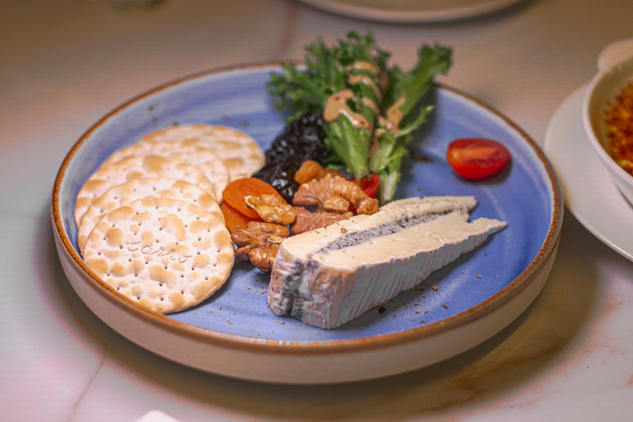 Truffle Brie Maison (Mascarpone Cheese with Truffle Pate)