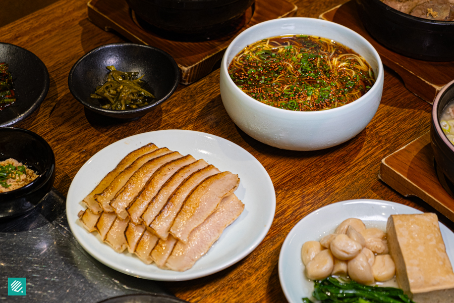 Hanjung Sooyuk & Ganjang Guksu