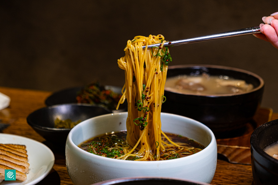 Hanjung Sooyuk & Ganjang Guksu