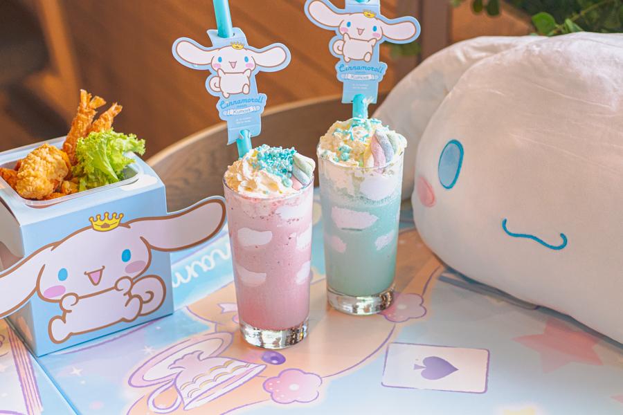 Menu items of Kumoya X Cinnamoroll Pop-up cafe including a fried seafood appetizer box, one vanilla frappe and one strawberry frappe