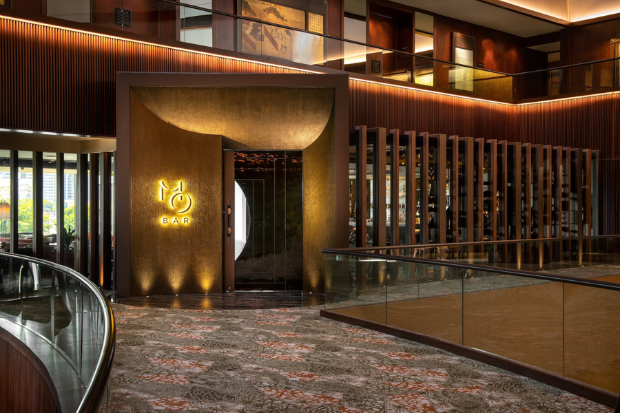 The exterior and entrance of MO Bar in Mandarin Oriental Singapore