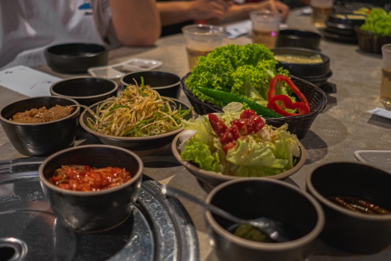 Pujim BBQ Charcoal Korean BBQ Restaurant Along Amoy Street With Shovel