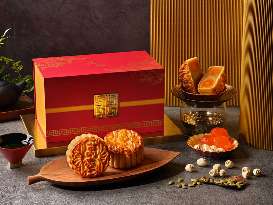 Traditional baked mooncakes by Singapore Marriott Tang Plaza Hotel
