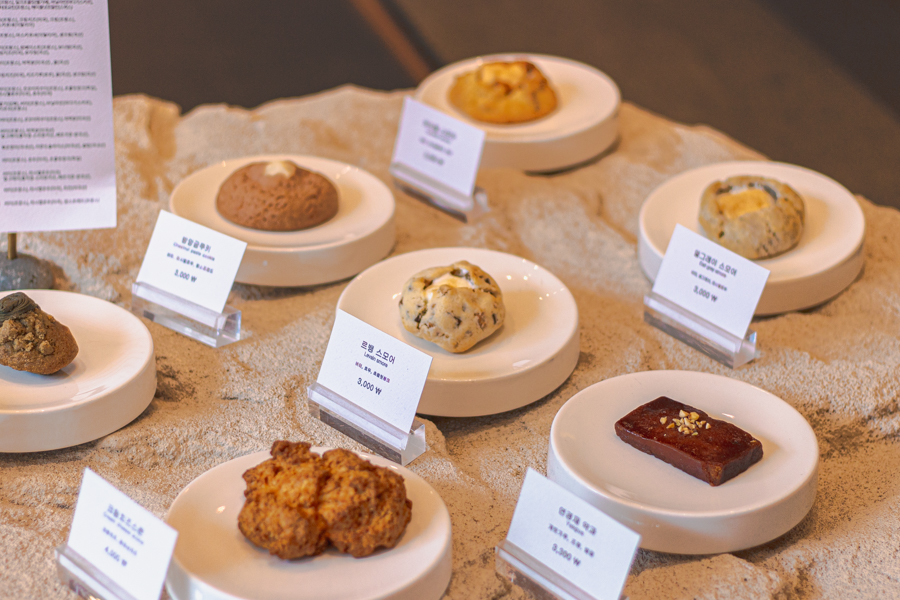 Desserts on Display at Yeongyeongjae Busan