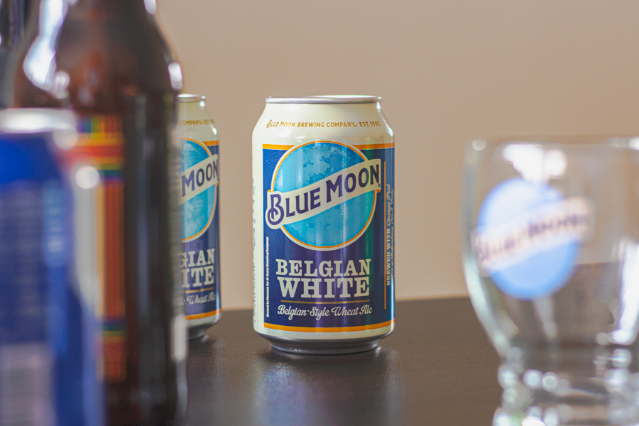 A can of Blue Moon Belgian White Wheat Ale 