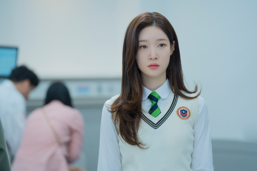 The Korean actress Jung Chaeyeon in a still from The Golden Spoon