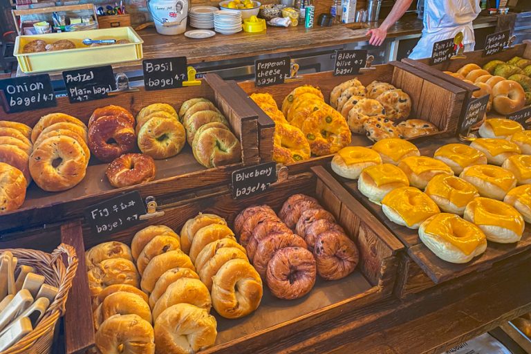 London Bagel Museum: Popular Bakery Cafe In Anguk, Seoul - Try The ...