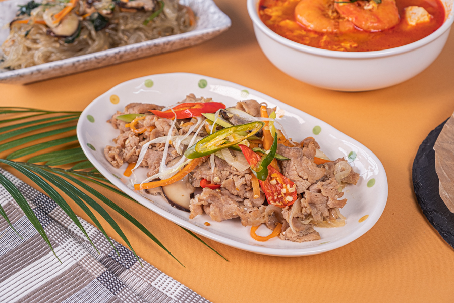 A plate of halal Korean beef bulgogi