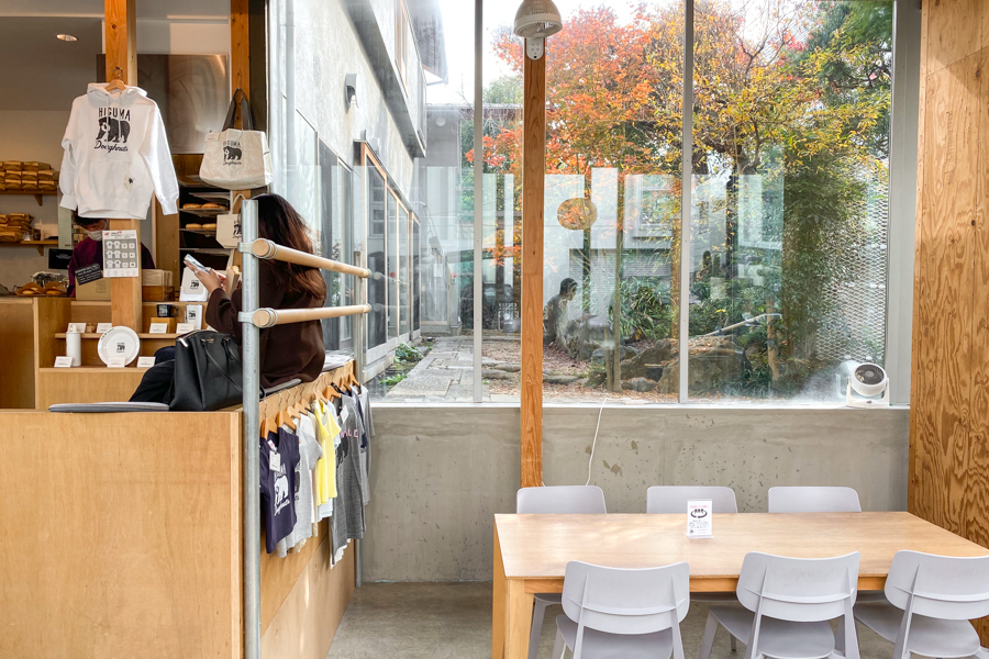 Higuma Doughnuts × Coffee Wrights Omotesando Interior