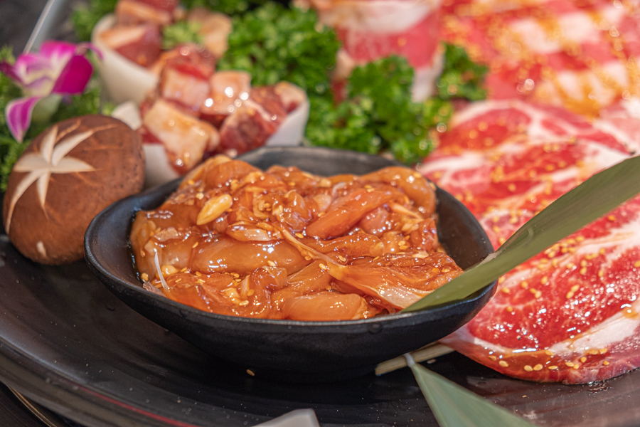 Close up of Teriyaki Chicken on the Meow Barbecue Christmas Platter