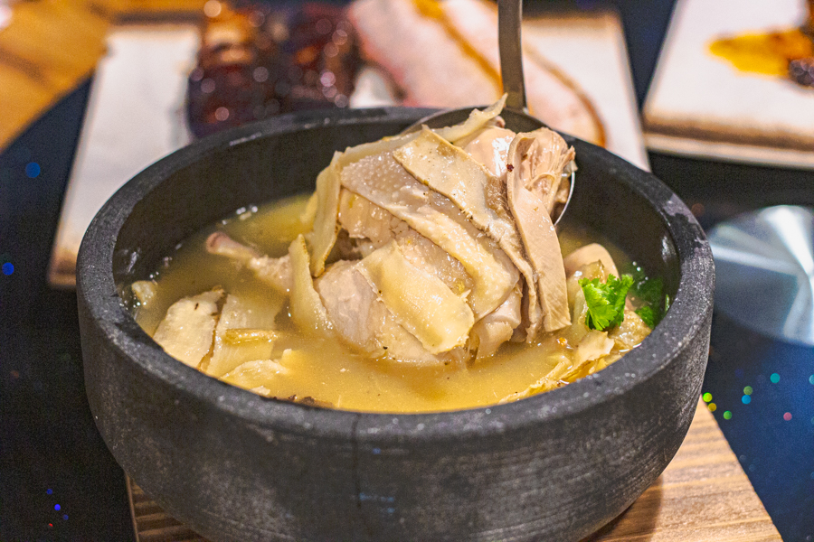Pig's Stomach with Anxin Chicken Soup