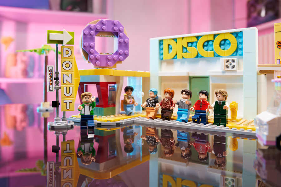 Donut shop from BTS Lego Set