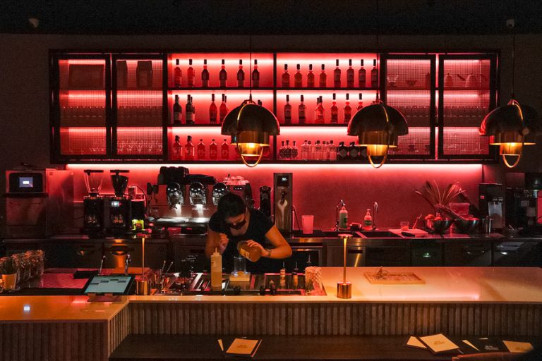 Joo Chiat Oyster House Fresh Japanese Oysters And Specialty Cocktails In The East