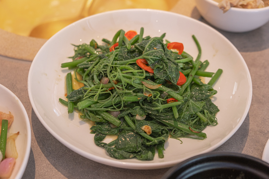 Stir-Fried Chayote Leaves with Soy Bean Sauce