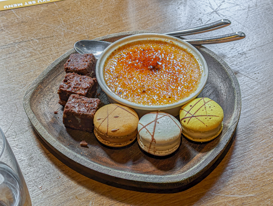  Boeuf French Dessert Platter