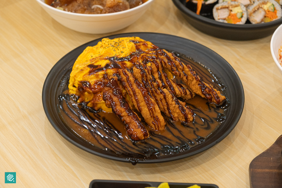 Chicken Tender Omurice 