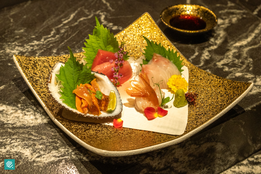 AN Omakase's Sashimi Platter