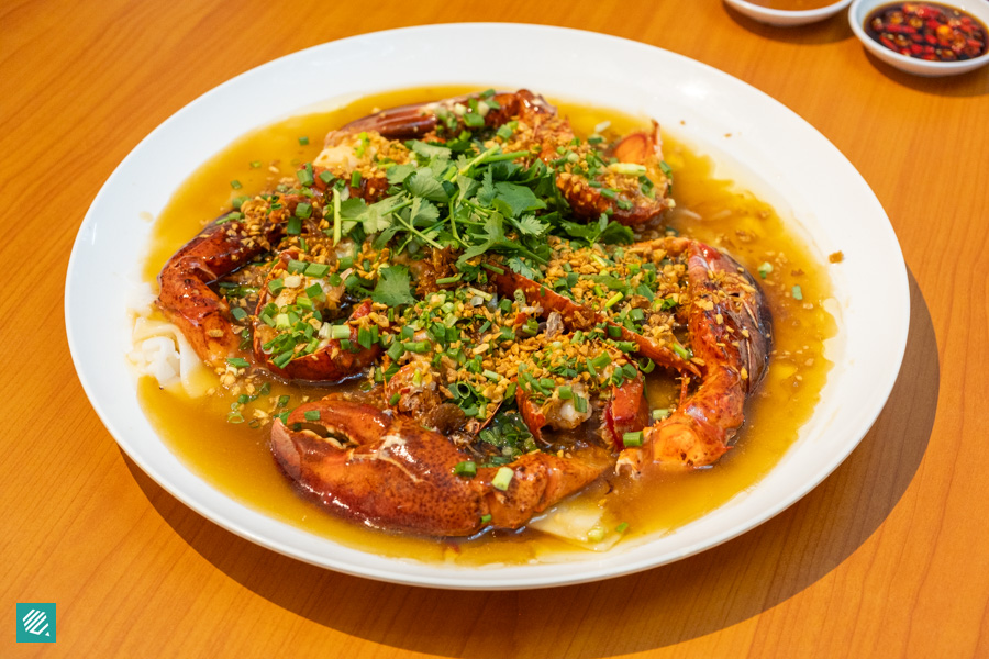 Yang Ming Seafood - Andrew Lobster