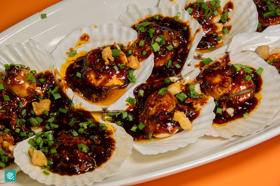 Tan XIang Cai Shi - Steamed Premium Scallops in Black Bean Sauce (1)