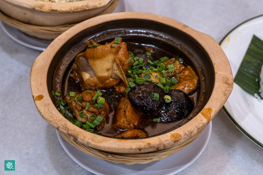 Great Nanyang- Claypot Mushroom Chicken