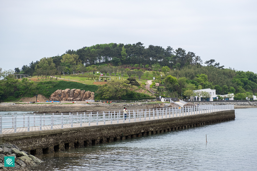 Jangdo - Bridge to the Island