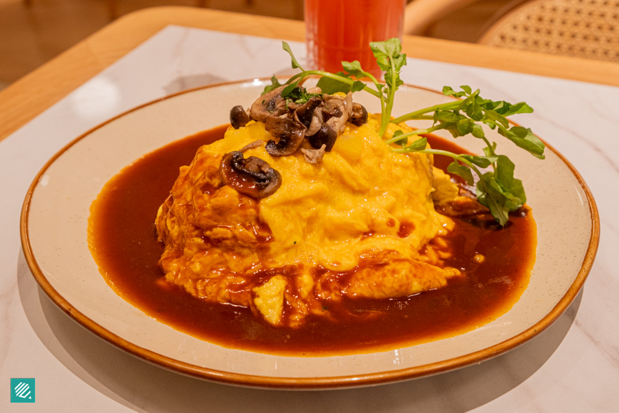 Royal Host- ROYAL Omurice with Demiglace Sauce