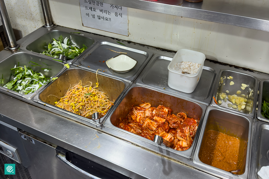 Banchan Corner at Iljeomsa