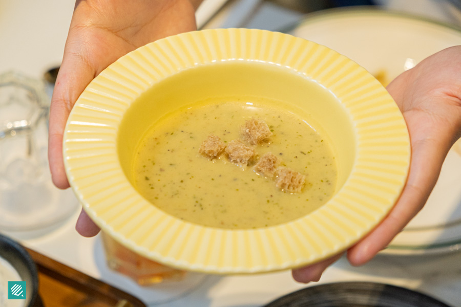 The White Label- Soupe Vichyssoise