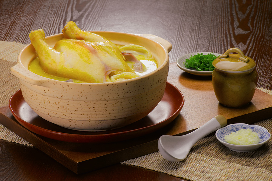 Traditional Chicken with Pig's Stomach and Abalone Soup