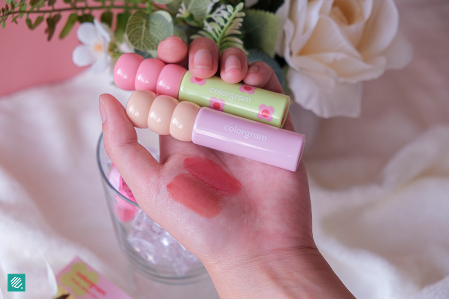 Top 3 Korean Lipstick Brands- Colorgram Fruity Glass Tint Swatch