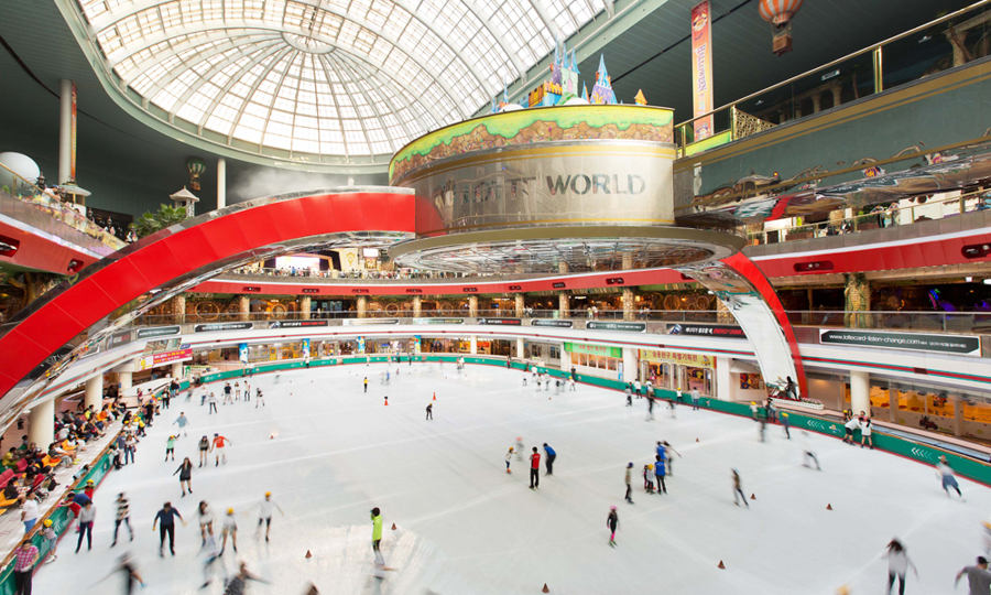 Lotte World Ice Rink in Seoul