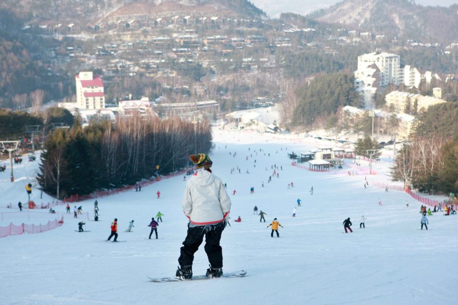 Snowy ski slopes in Yongpyong ski resort