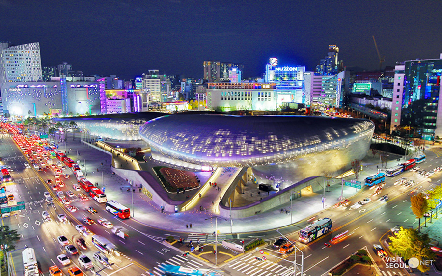 Must Visit Places In Seoul Dongdaemun Design Plaza (DPP)-2