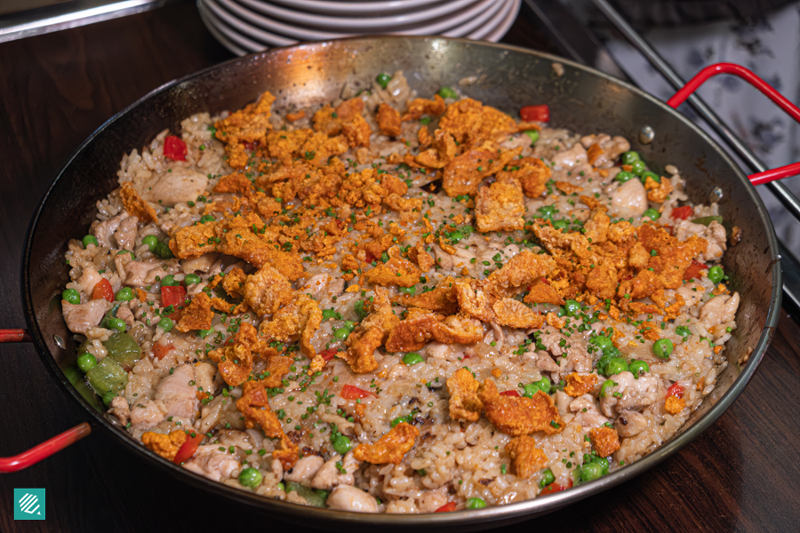 Paella con Pollo