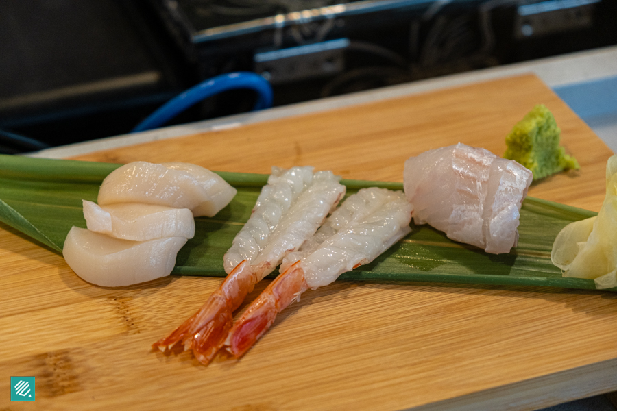 Scallop, Red Prawn sashimi